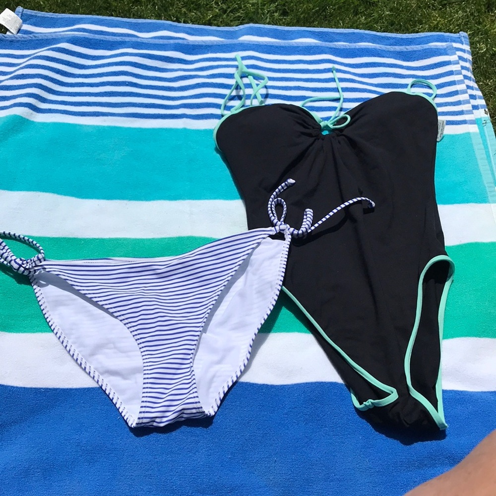 One Piece Ann Cole Swimsuit & String Bikini Bottom